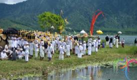 ulun-danu-bratan-temple-tabanan-bali-29.jpg