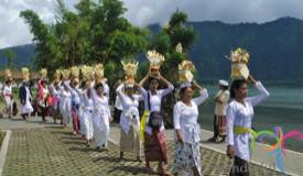 ulun-danu-bratan-temple-tabanan-bali-3.jpg