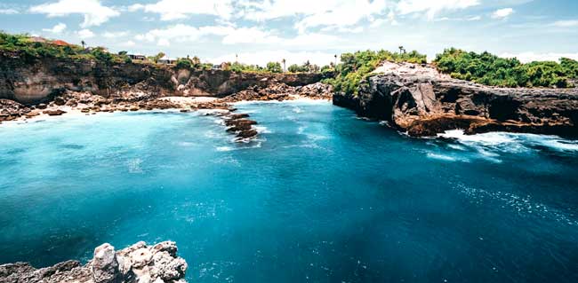 Blue Lagoon in Nusa Ceningan Island, Province