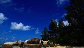 teluk-gembira-beach-bangka-belitung-6.jpg