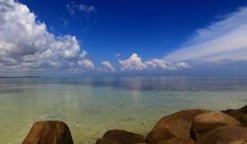 bukit-berahu-beach-bangka-belitung-5.jpg