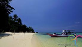 batu-topeng-beach-karimunjawa-6.JPG