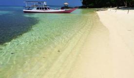 batu-topeng-beach-karimunjawa-8.JPG