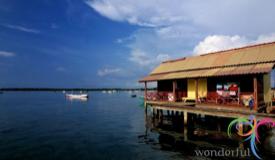 blue-laguna-inn-karimunjawa-2.JPG