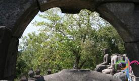 borobudur-temple-central-java-12.JPG