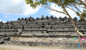 borobudur-temple-central-java-14.JPG