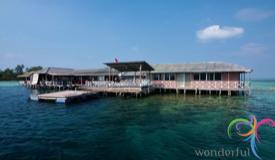 floating-inn-karimunjawa-central-java-1.JPG