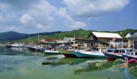 karimunjawa-port-central-java-1.JPG