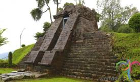 sukuh-temple-karanganyar-central-java-3.JPG