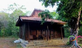 traditional-house-karimunjawa-3.JPG