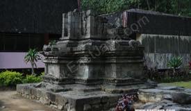 images/gallery/songgoriti/songgoriti_temple_02.jpg