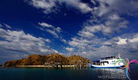 kanawa-island-komodo.jpg