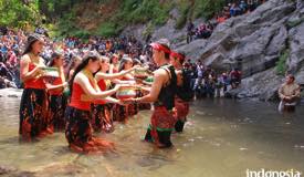 gallery/nganjuk/siraman-sedudo-nganjuk-3.jpg