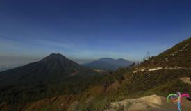 ijen-crater-banyuwangi-east-java-1.jpg