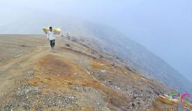 ijen-crater-banyuwangi-east-java-5.jpg