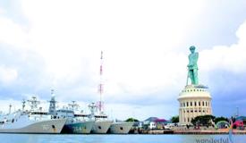 jalesveva-jayamahe-monument-surabaya-east-java-1.jpg