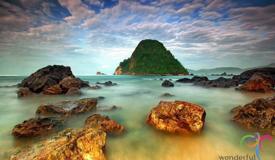 pulau-merah-island-banyuwangi-east-java-10.jpg