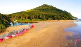 pulau-merah-island-banyuwangi-east-java-7.jpg