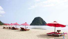 pulau-merah-island-banyuwangi-east-java-9.jpg
