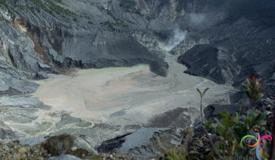 tangkuban-perahu-volcanic-crater-west-java-7.jpg