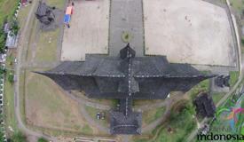 pagaruyung-palace-west-sumatra-1.jpg