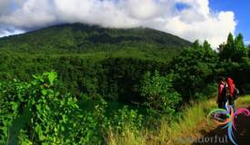 tolire-lake-ternate-island-north-maluku-2.jpg