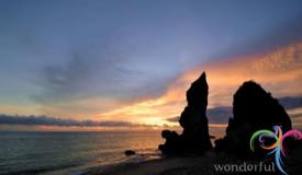 batu-layar-larike-ambon-maluku-1.jpg