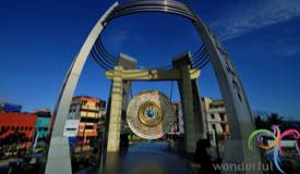 gong-perdamaian-ambon-maluku-2.jpg