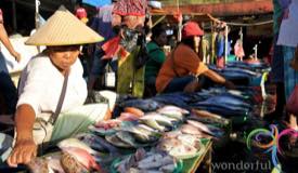 mardika-market-ambon-maluku-7.jpg