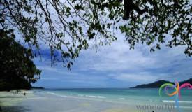 natsepa-beach-masohi-seram-island-1.jpg