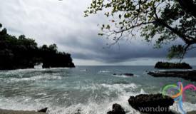 pintu-kota-beach-ambon-maluku-2.jpg