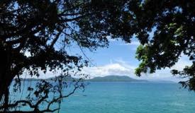 tosapo-beach-ambon-maluku-2.jpg