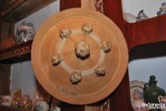 gallery/buntu_kelando/museum-buntu-kalando-toraja-05.jpg