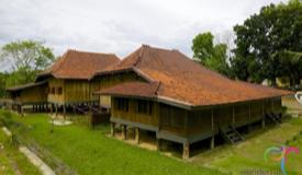 state-museum-of-balaputra-dewa-south-sumatra-5.jpg