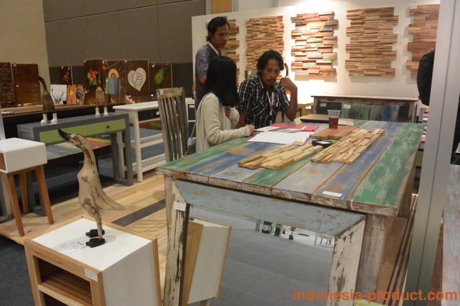 teak-recycle-furniture-02