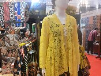 Batik Diana Hadi - batik blouse
