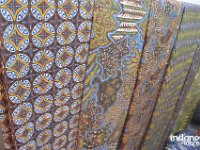 Batik Diana Hadi - handwriting batik fabric
