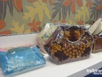 Bengkalis - handmade ethnic clutch