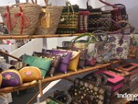 Galeri Nitik - accessories and souvenirs