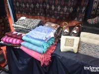 Gerai Nusantara - indonesian woven  fabrics
