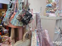 Giggles - vintage accessories