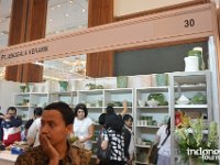 Jenggala Keramik - glass