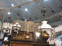 Joglo-Agung-Gallery-vintage-light