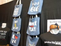 Kaos Gurita - tote bag and clothing