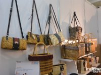 Manggar-Natural-quality-wicker-bag