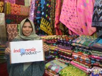 Miate Karunia Tenun Lombok - Indonesian woven fabric