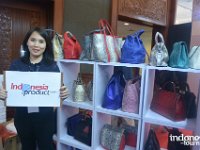 Recco Leather - Footwear and fashion bag