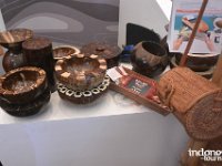 coco craft & mawar art shop - souvenir