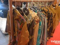 handwriting-batik-garment