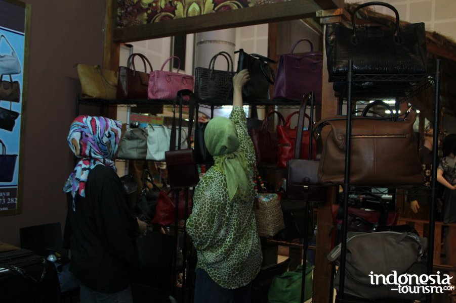 elba-leather-bags-5